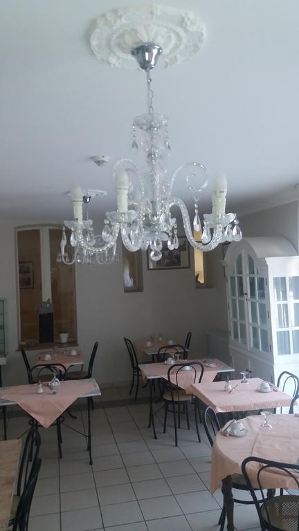 Logis Hotel & Restaurant Du Chemin Des Dames Corbeny 외부 사진